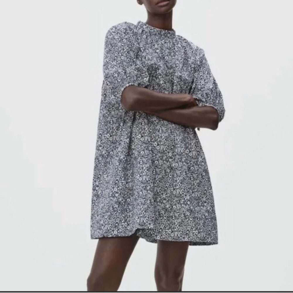 Everlane The Shirred Mini Dress in Navy Floral XS